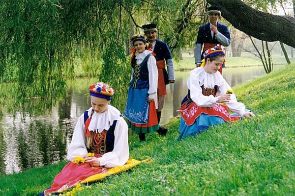 POZNAJ PIĘKNO POLSKIEGO FOLKLORU