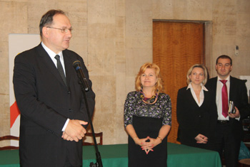 „Będziemy się spotykać w coraz większym gronie”