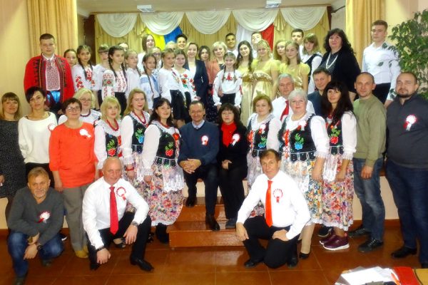 UPAMIĘTNIAJĄC BOHATERÓW WALK O NIEPODLEGŁOŚĆ