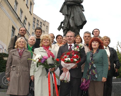 Swoje urodziny Mistrz nie obchodził samotnie (z nr 455)