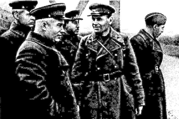 Polscy wojskowi i cywile w sowieckiej niewoli. Proskrypcje NKWD