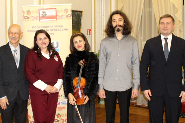 „Otwarci na kulturę” – muzyczne spotkanie z polską klasyką