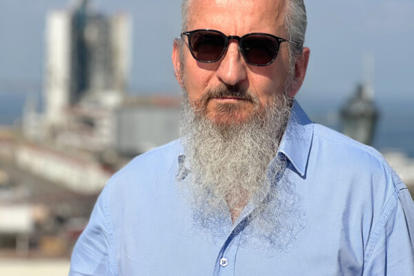 „To są ludzie potrzebujący naszego wsparcia” – rozmowa z Jackiem Gocłowskim, Konsulem Generalnym RP w Odessie.
